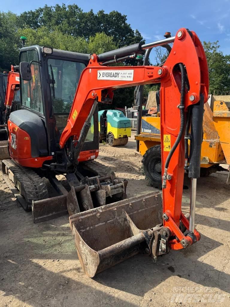 Kubota U 27-4 Mini bageri < 7t