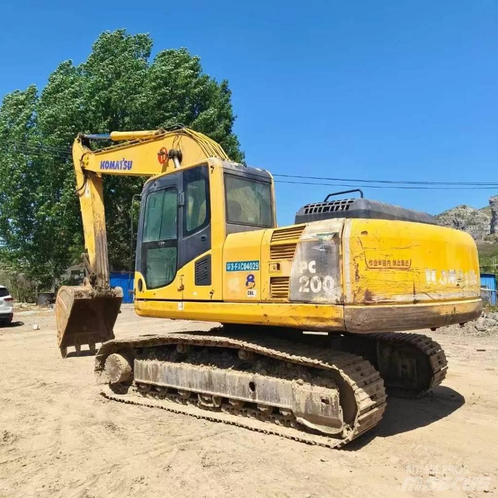 Komatsu PC 200-8 Bageri guseničari