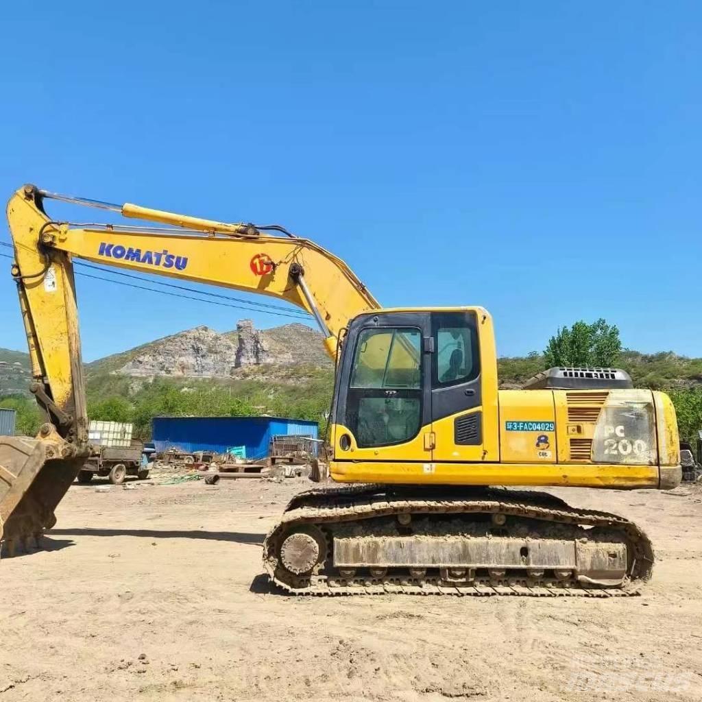 Komatsu PC 200-8 Bageri guseničari