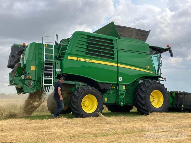 John Deere T 560 i Kombajni