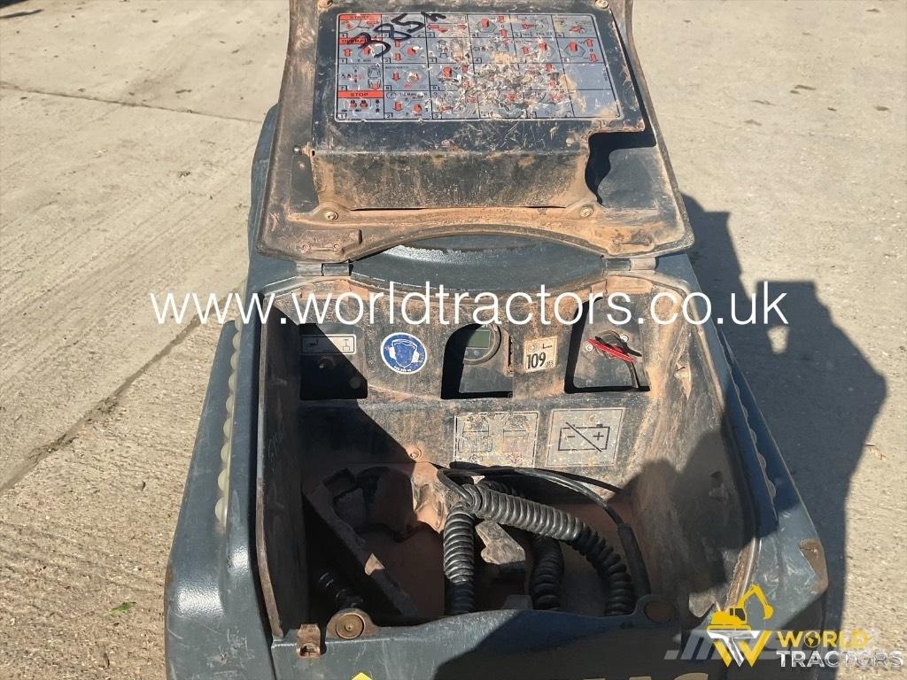 Bomag BMP 8500 Vibro ploče