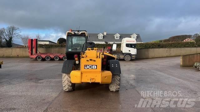 JCB 535-140 Poljoprivredni teleskopski utovarivači