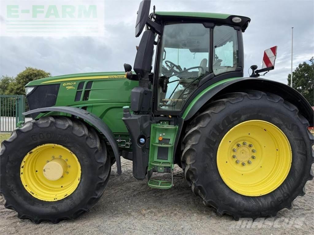 John Deere 6250r Traktori