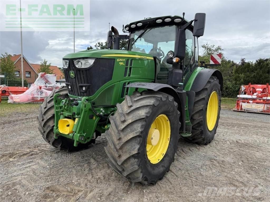John Deere 6250r Traktori