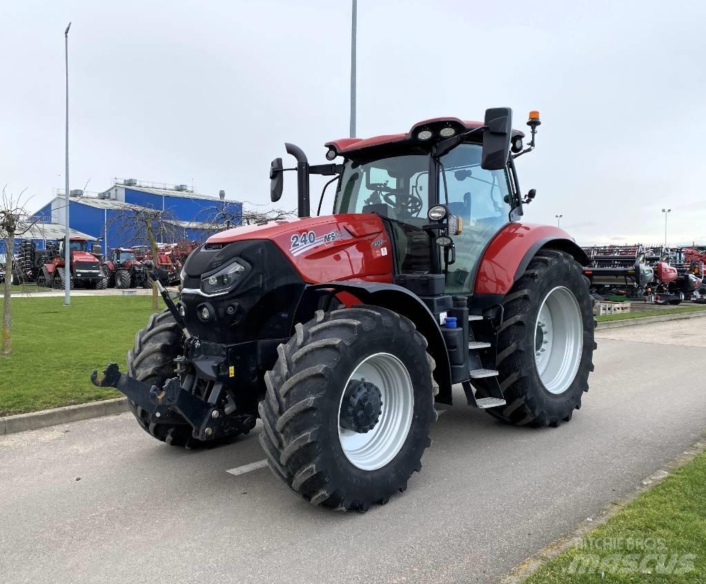 Case IH Puma 240 CVX Traktori