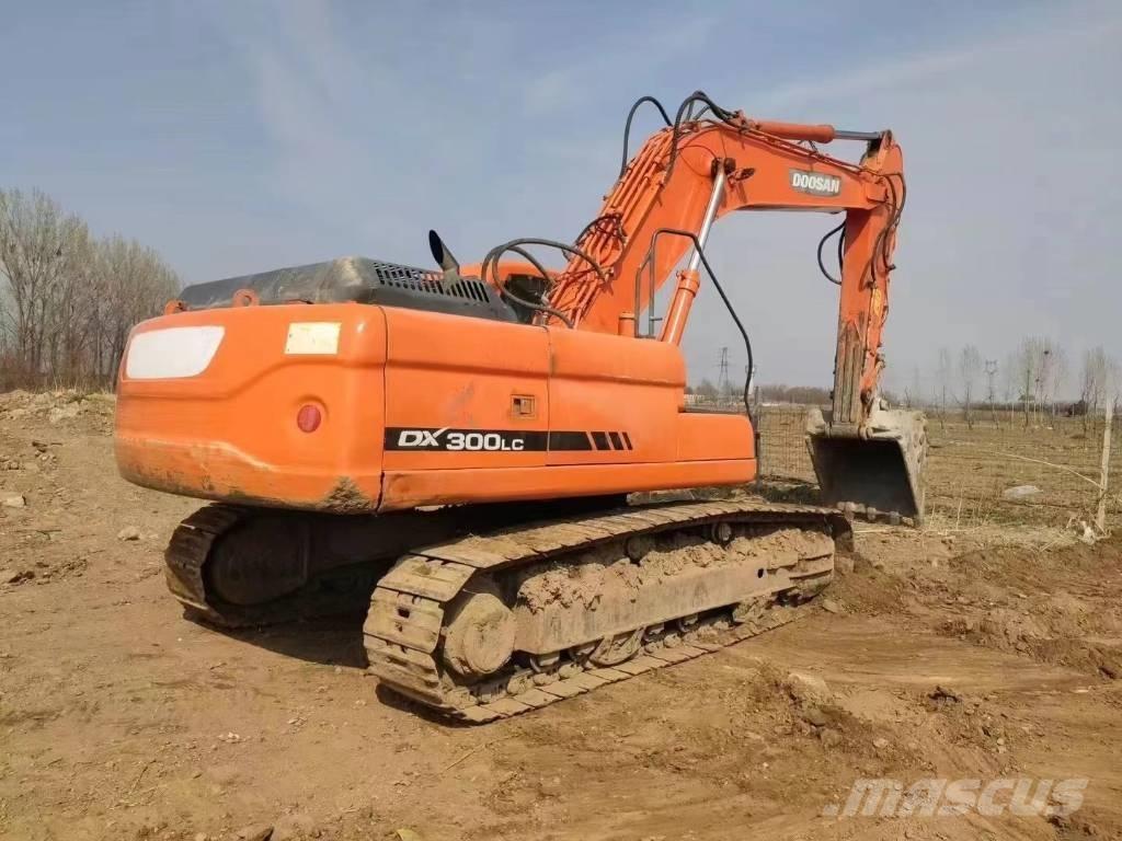 Doosan DX300LC Bageri guseničari
