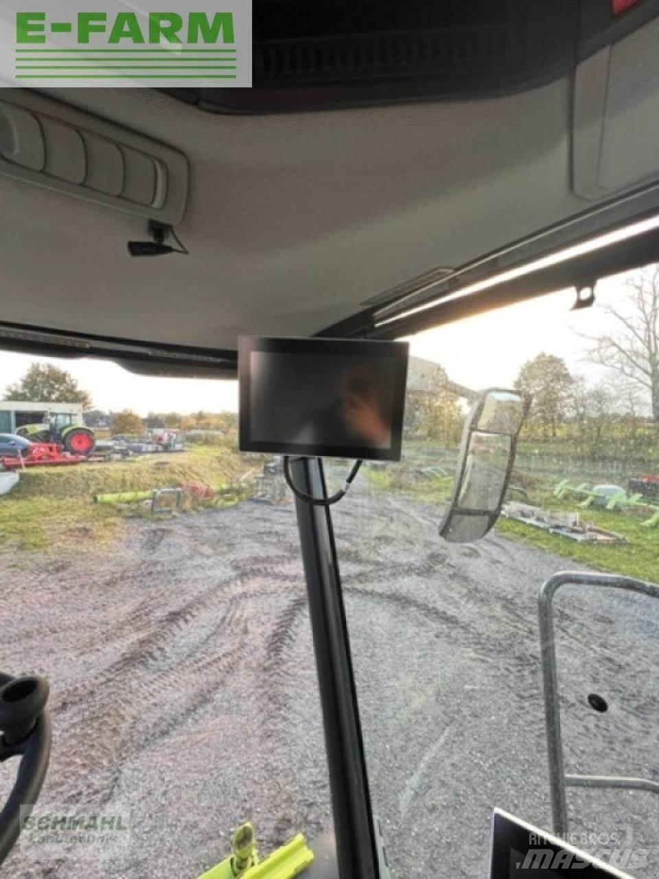 CLAAS trion 730tt Kombajni