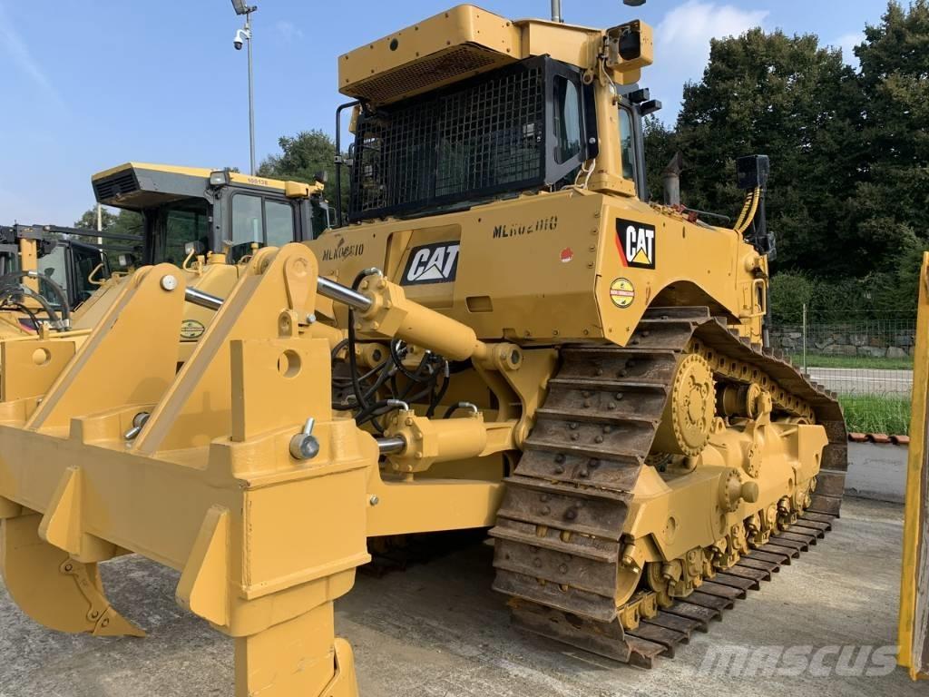 CAT D 8 T Buldožeri guseničari