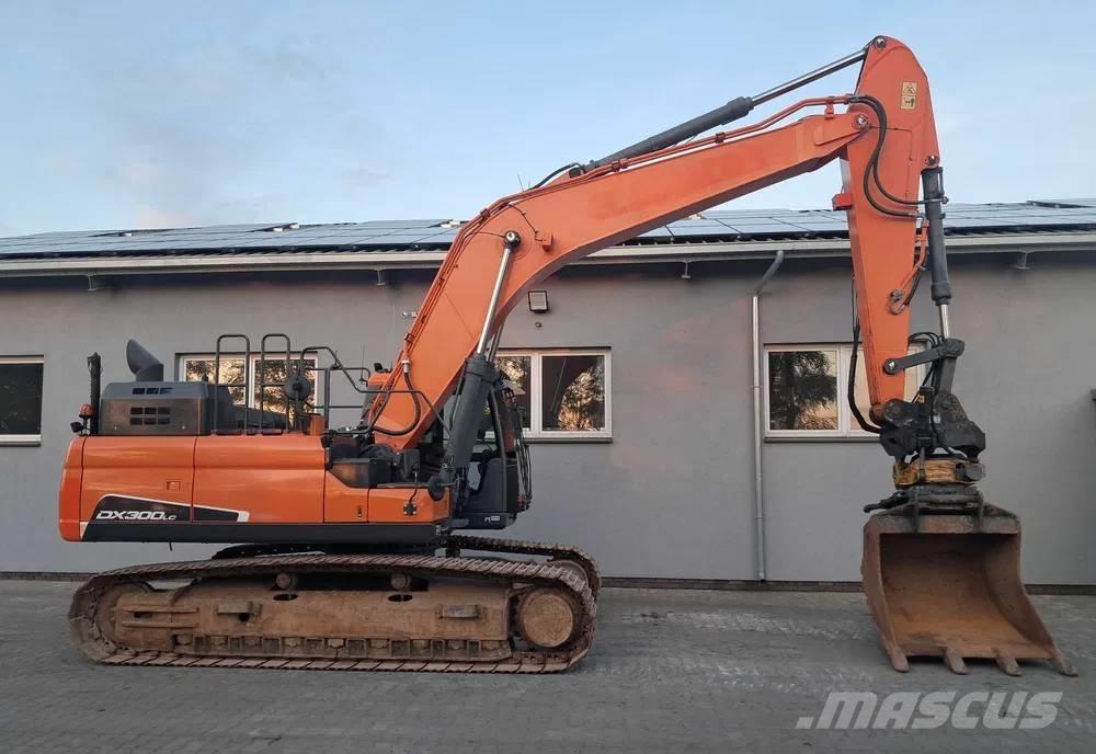 Doosan DX 300 LC-5 Bageri guseničari
