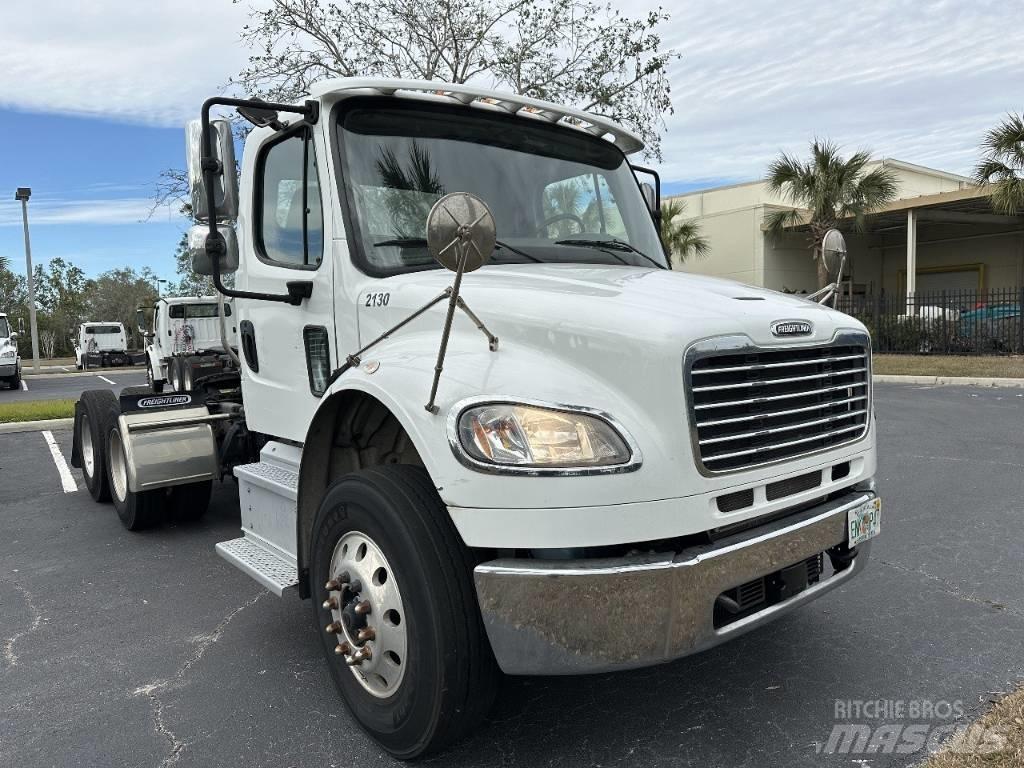Freightliner M2 Tegljači
