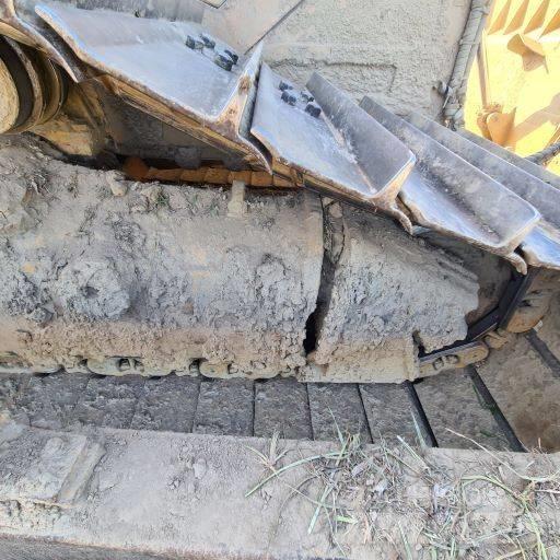 CAT D 6 T LGP Buldožeri guseničari