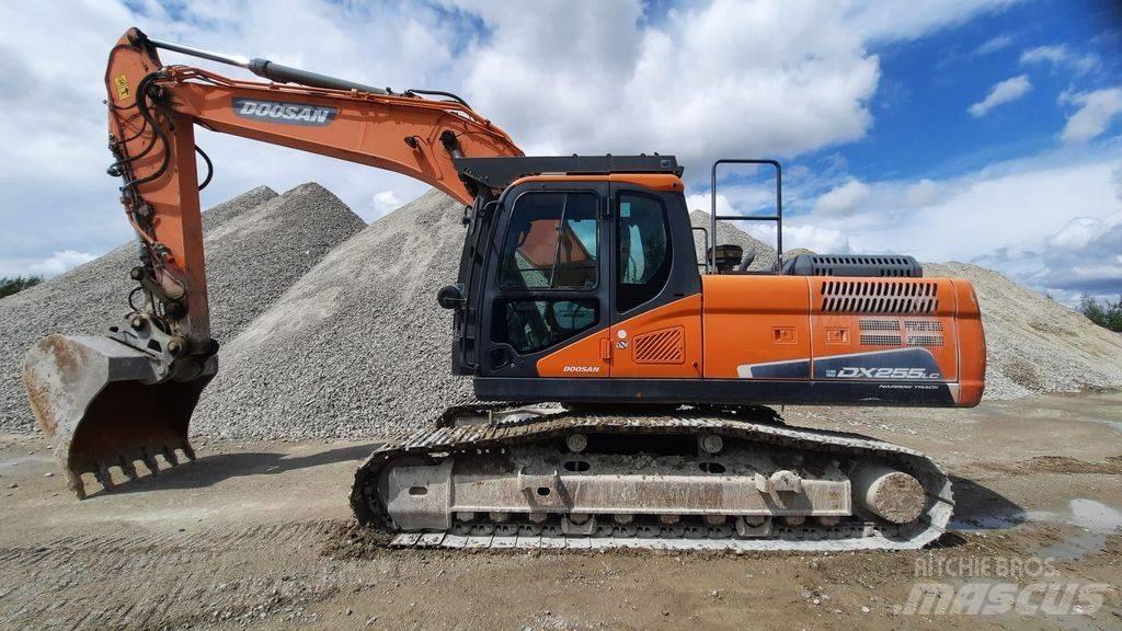 Doosan DX 255 LC-5 Bageri guseničari