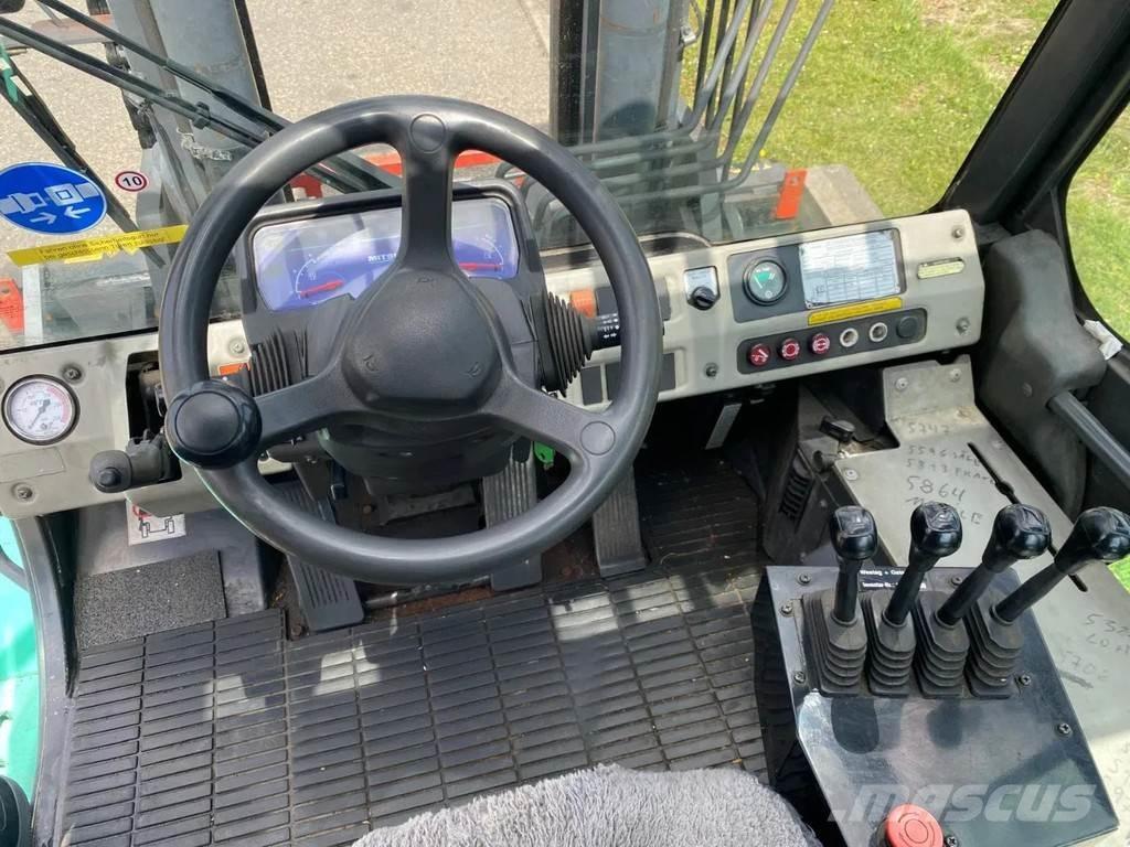 Mitsubishi FD90N Dizelski viljuškari