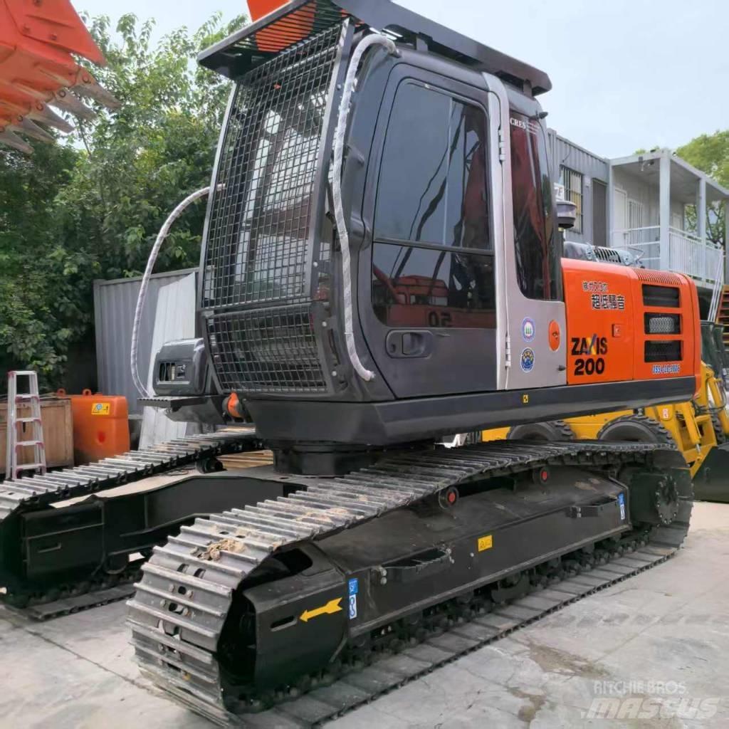 Hitachi ZX 200-3 G Bageri guseničari