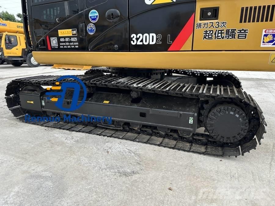CAT 320 D2L Bageri guseničari