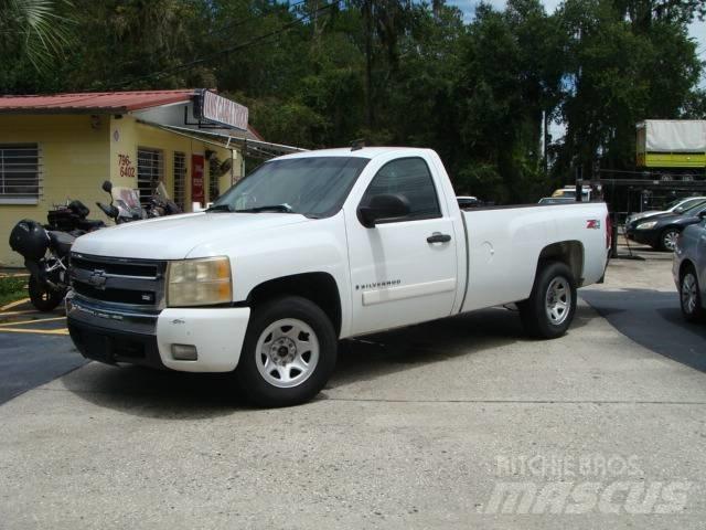 Chevrolet 1500 W/T Kamioni sa otvorenim sandukom