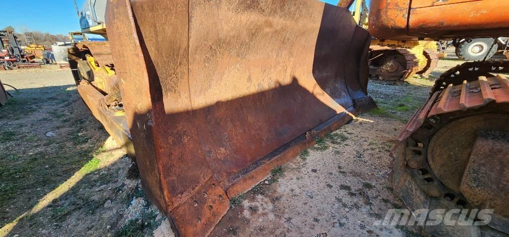 Komatsu D 65 EX 12 Buldožeri guseničari