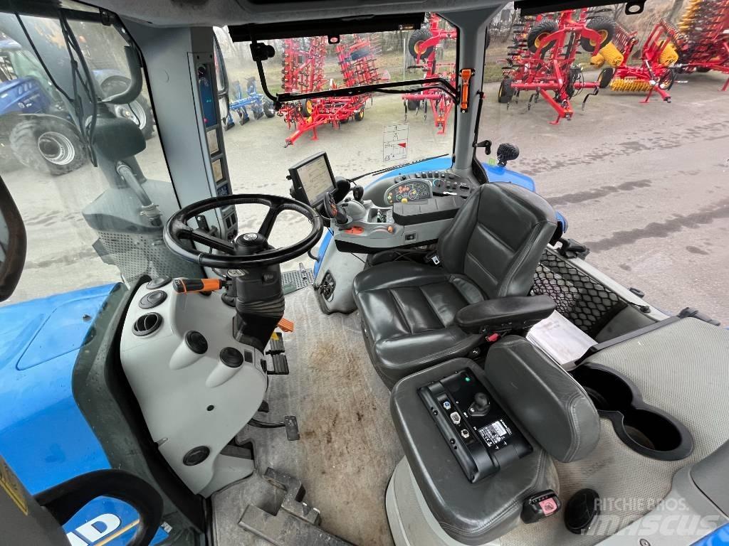 New Holland T 8.410 Traktori
