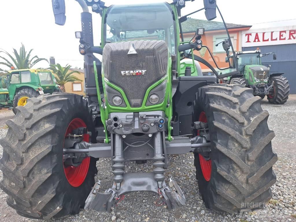 Fendt 718 Traktori
