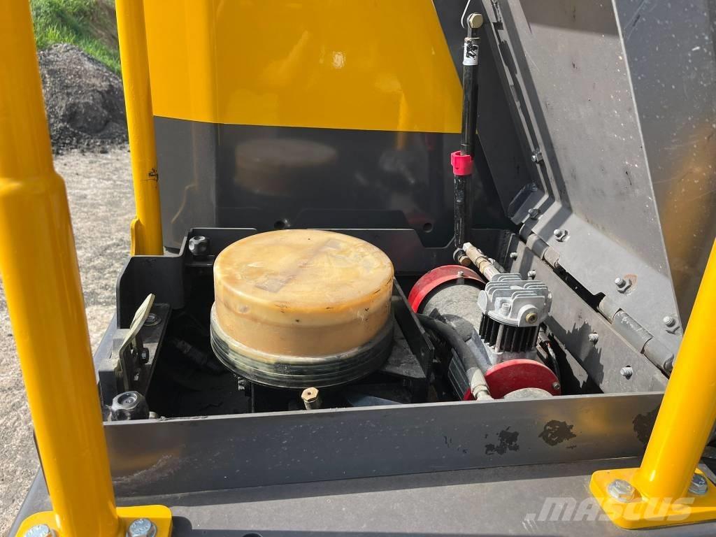 Volvo EC 140 EL Bageri guseničari