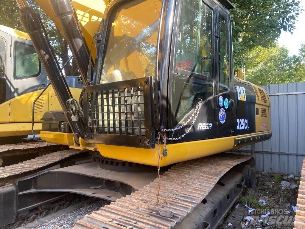CAT 325 CL Bageri guseničari