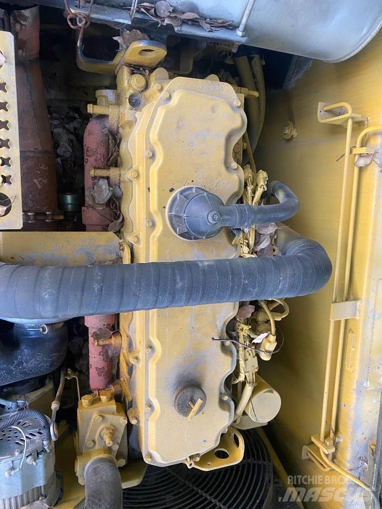 CAT 325 CL Bageri guseničari