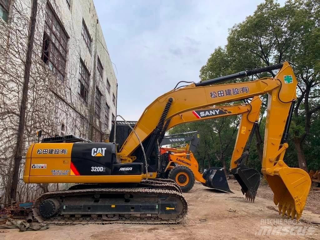 CAT 320D2 Bageri guseničari