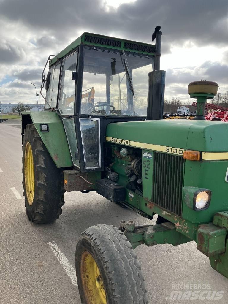 John Deere 3130 Traktori