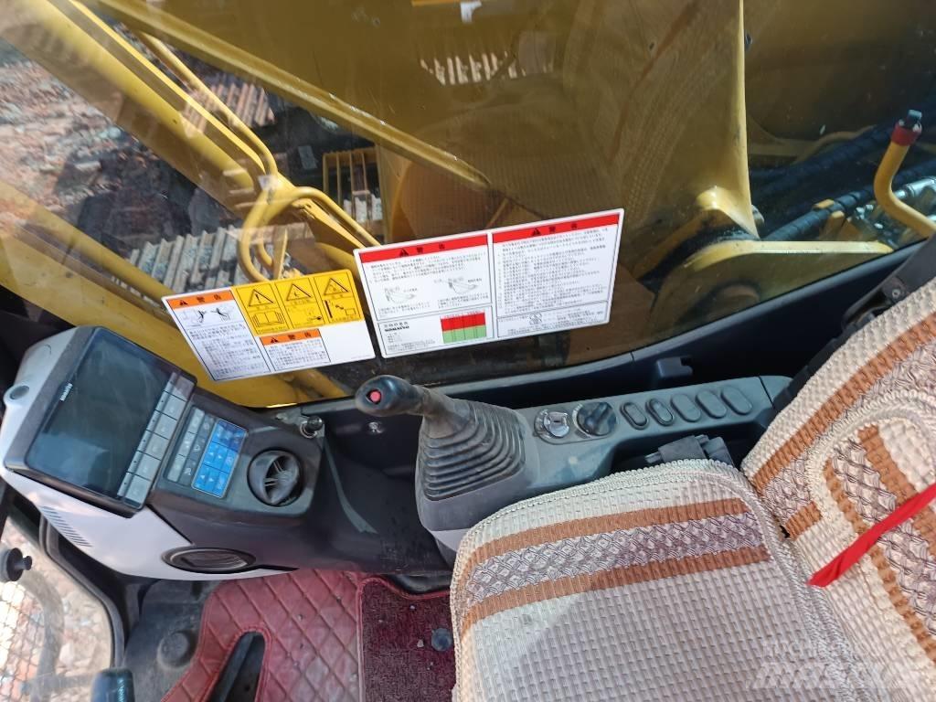 Komatsu PC200 Midi bageri 7t – 12t