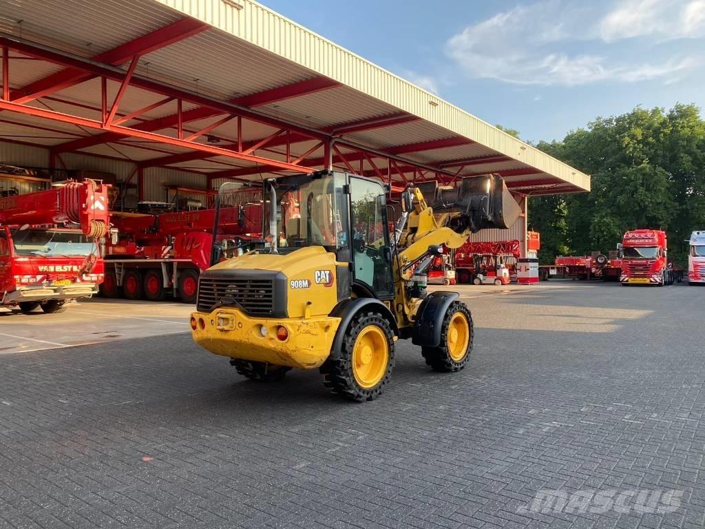 CAT 908M Utovarivači na točkove
