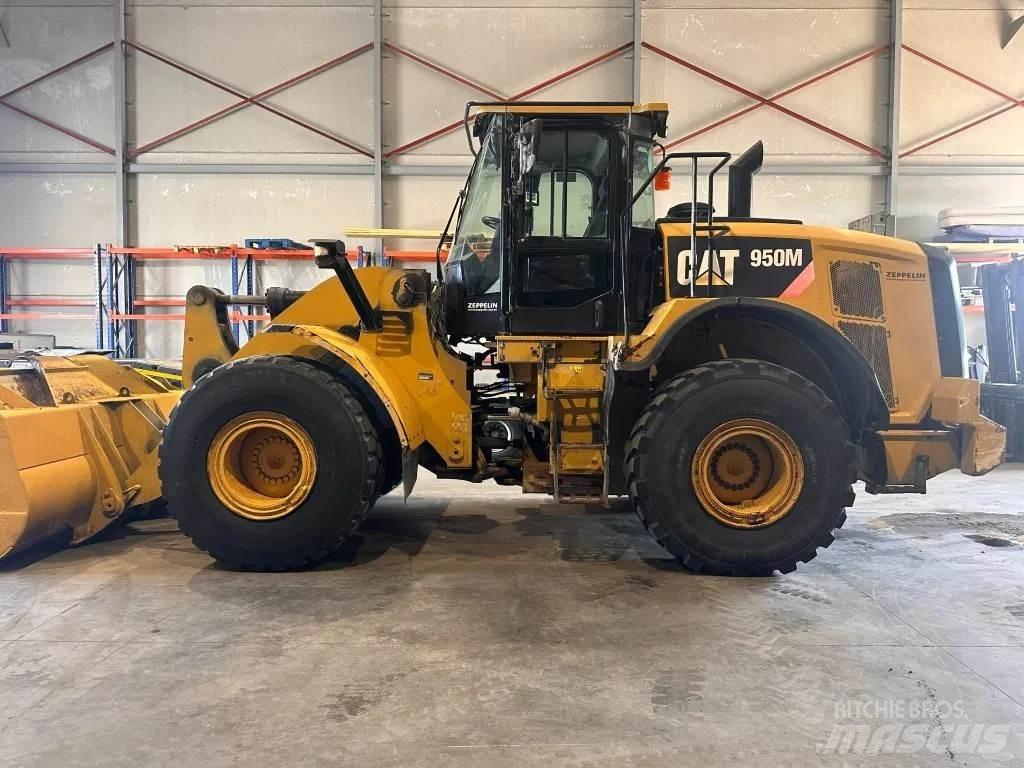 CAT 950M Utovarivači na točkove