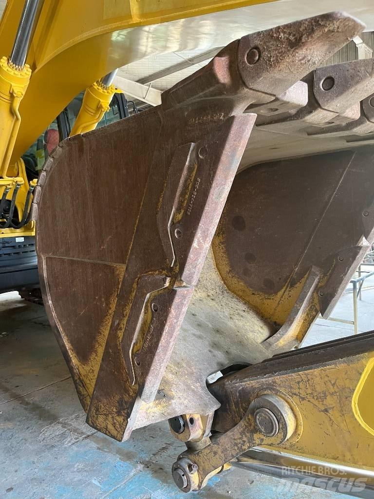 Komatsu PC 450 LC-8 Bageri guseničari