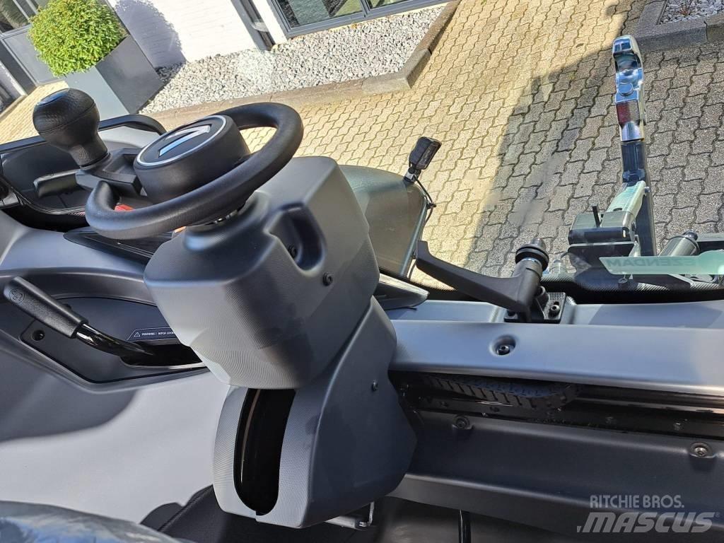 Valtra N175D Traktori