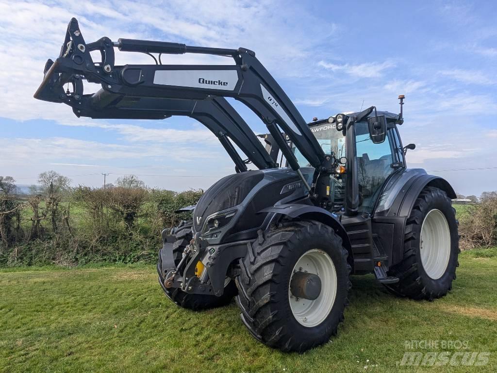Valtra T 254 Traktori