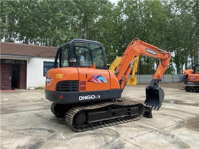 Doosan DH 60-7 Mini bageri < 7t