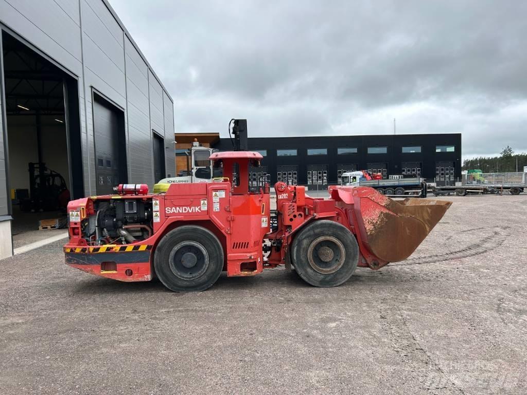 Sandvik Toro LH202 Podzemni utovarivači