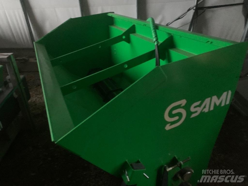 Sami SLH 2000 Posipači soli i peska