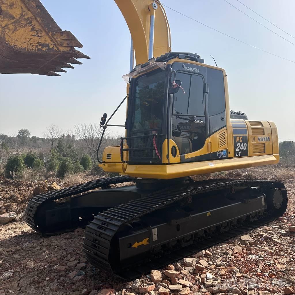 Komatsu PC 240 Bageri guseničari