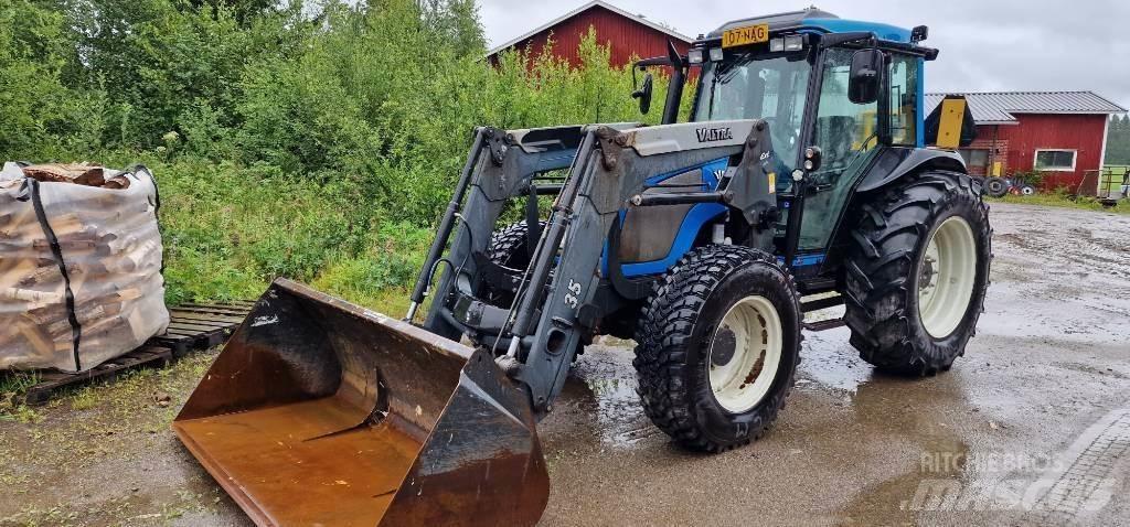 Valtra A85 Traktori