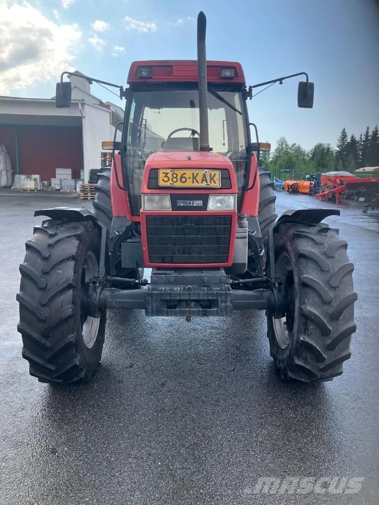 Case IH Maxxum 5130 Traktori