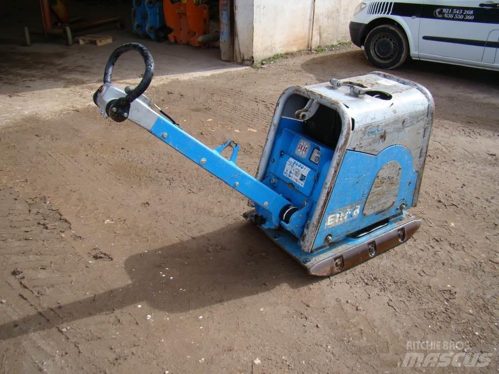 Weber CR 8 Nabijači zemlje