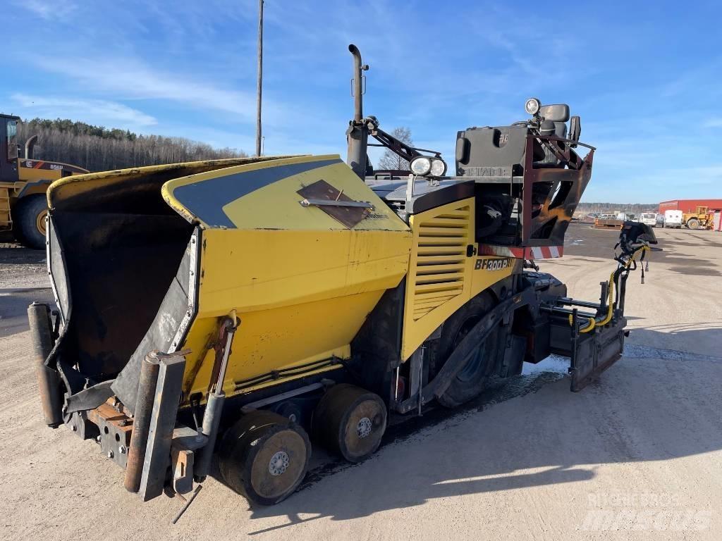 Bomag BF 300 P Asfaltni finišeri