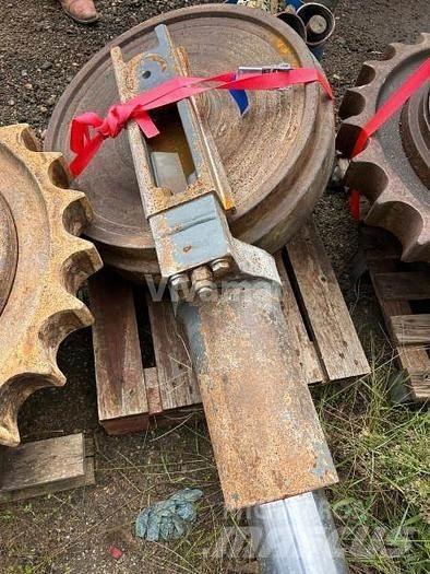 Liebherr R954CHD Gume, točkovi i felne