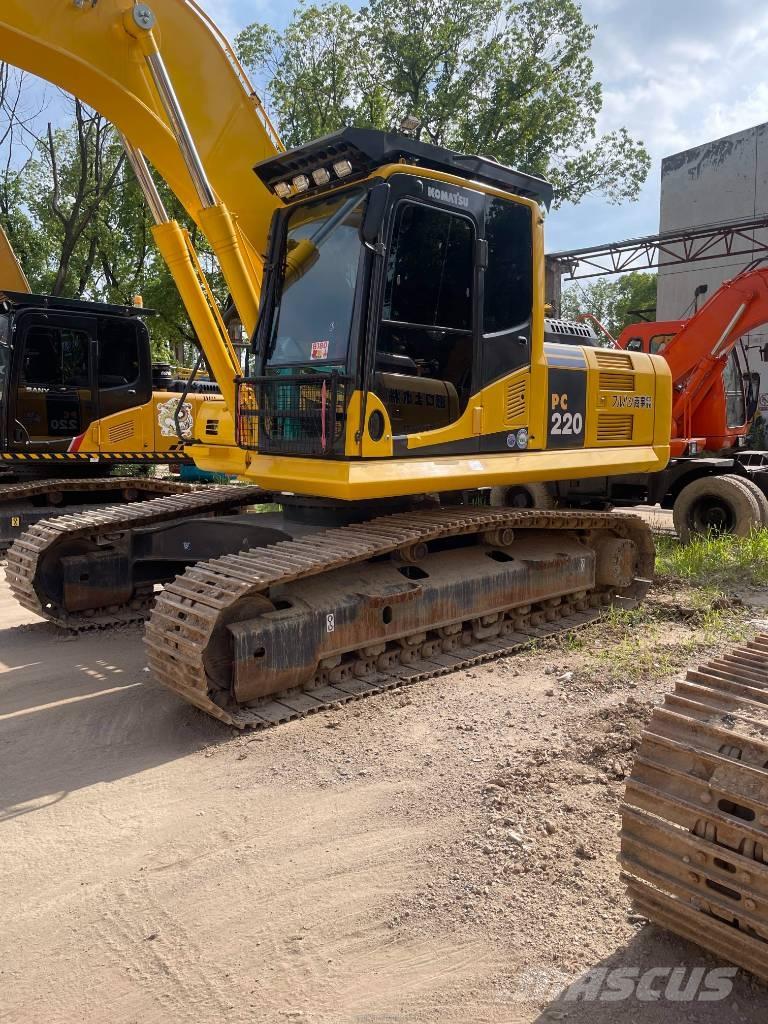 Komatsu P C220-8 Bageri guseničari