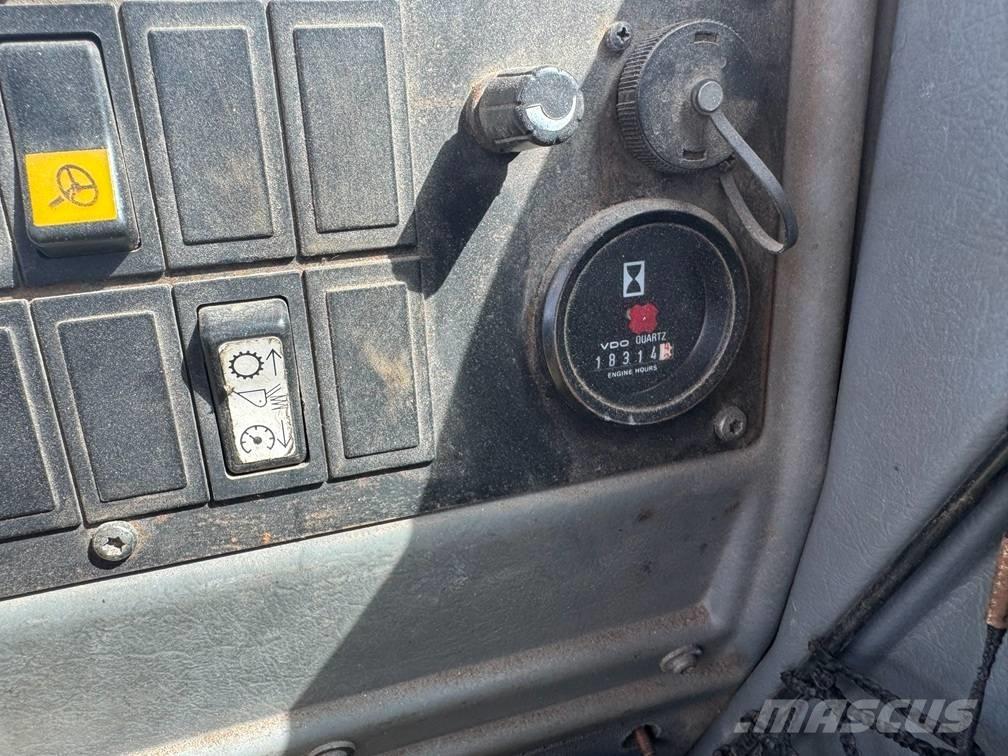 Volvo L 120 D Utovarivači na točkove