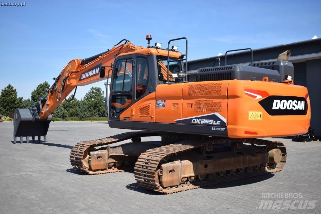 Doosan DX 255 LC-7 Bageri guseničari
