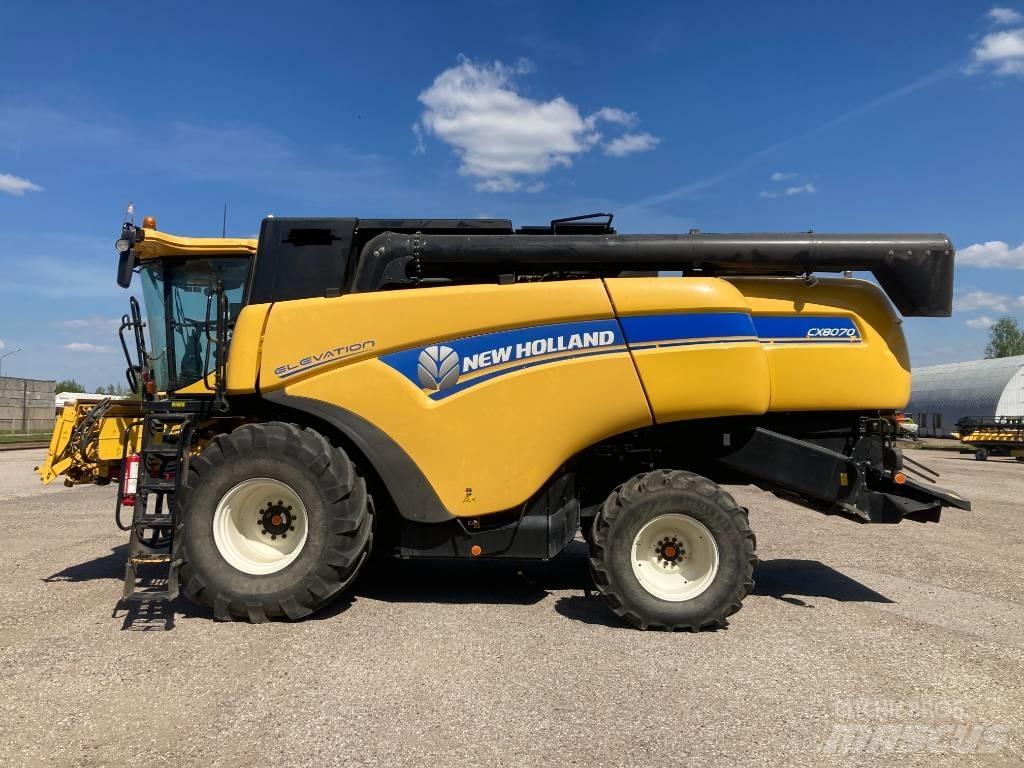 New Holland CX 8070 Kombajni