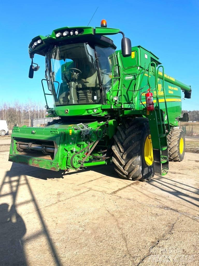 John Deere T 670 i Kombajni