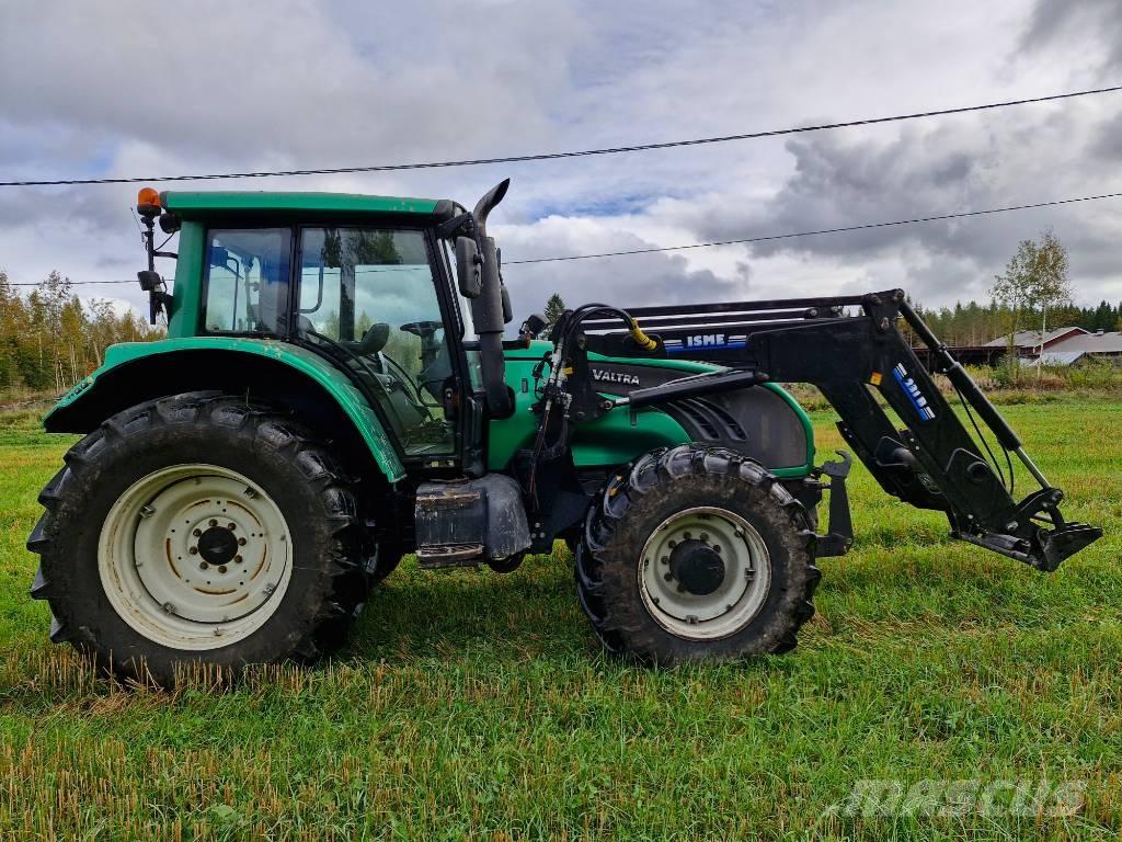 Valtra T 182 Versu Traktori