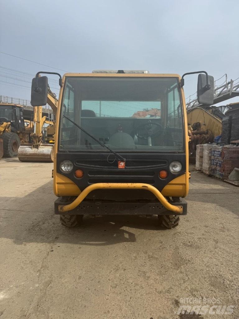 Ausa Utility Vehicle Pomoćne mašine